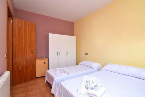 Montbarbat Villa Sleeps 8 Pool