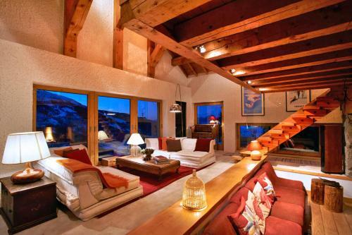 Mussillon Chalet Sleeps 10 Wifi