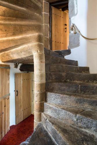 Saint-meen-le-grand Chateau Sleeps 15 Pool Air Con