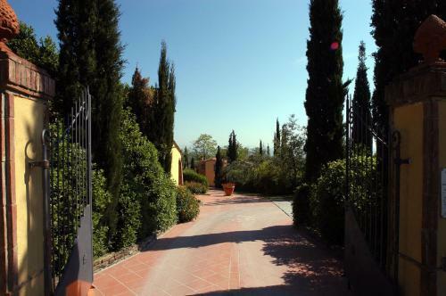 Montaione Apartment Sleeps 8