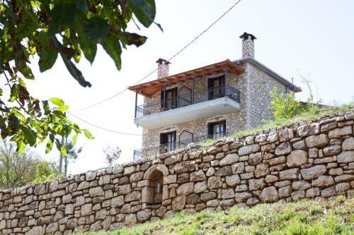 Hostal Kaloneri Rooms