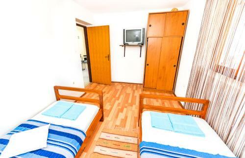 Apartment Tia