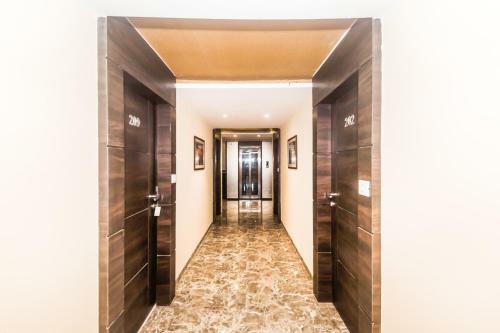 Hotel Capital O 18290 Sai Residency