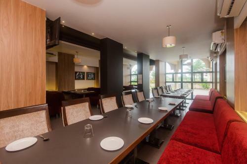 Hotel Capital O 18290 Sai Residency