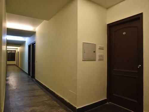 Hostal Oyo 10753 Hotel Triund Regency