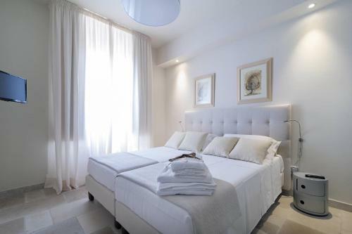 Baia Verde Villa Sleeps 18 Pool Air Con Wifi