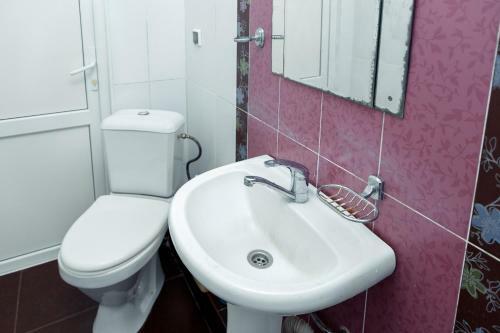 Hostal ???????? ??? Povezloo