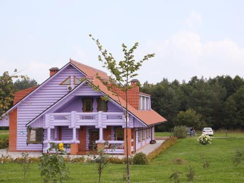 Eco-village Uhnovgrad