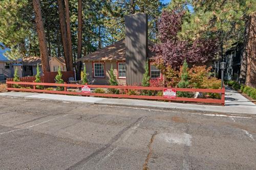 4093 Manzanita Ave Cabin Unit 4