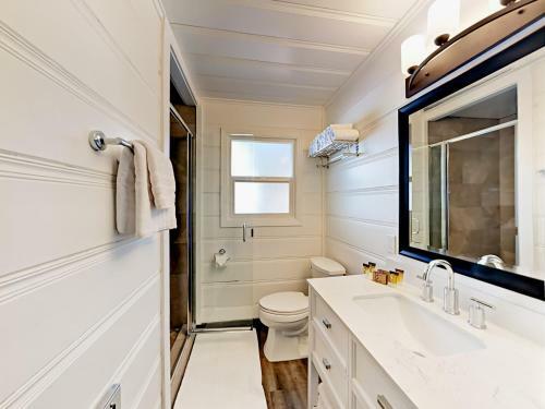4093 Manzanita Ave Cabin Unit 5