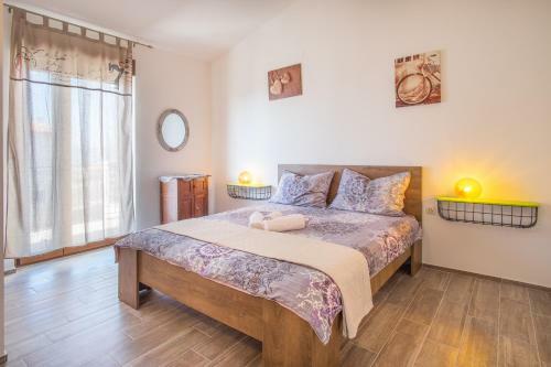 Villa Dijana East