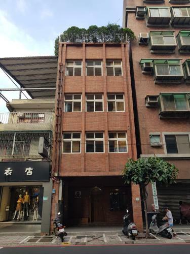 Hostel Of Rising Sun