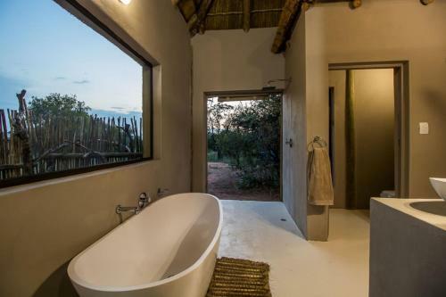 Lookout Safari Lodge