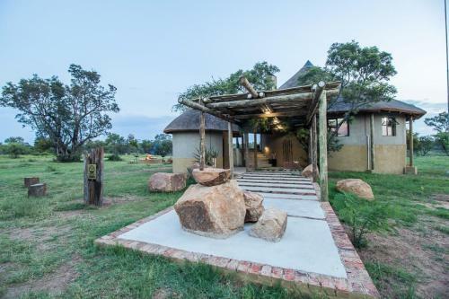Lookout Safari Lodge
