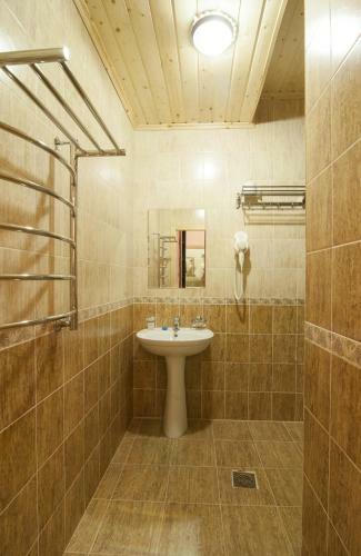 Relax Hotel Azau Star