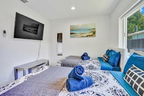 Apartamento Elegant House With Pool & Tropical Backyard
