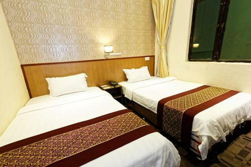 The Noble Hotel (Sg Clean)