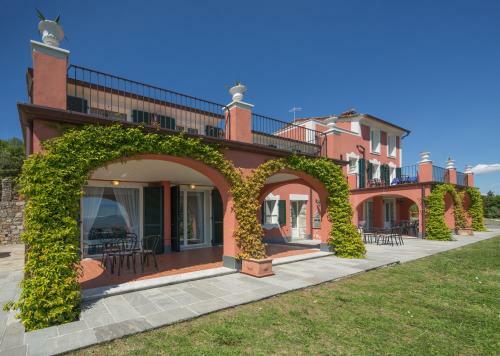 Villa Bellosguardo Apartments