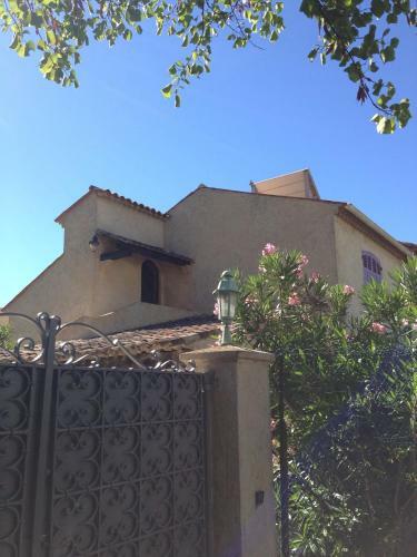 Bed & Breakfast Villa Tricia Cannes