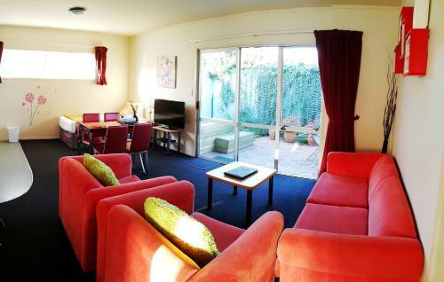 Ann's Volcanic Rotorua Motel And Serviced Apartments
