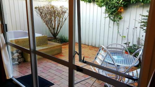 Ann's Volcanic Rotorua Motel And Serviced Apartments