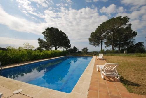 Caules Villa Sleeps 8 Pool Wifi