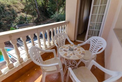 Lloret de Mar Villa Sleeps 12 Pool Wifi
