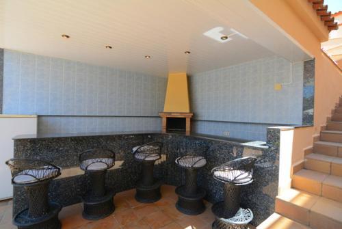 Lloret de Mar Villa Sleeps 8 Pool Wifi