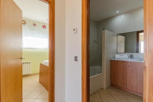 Lloret de Mar Villa Sleeps 10 Pool Wifi