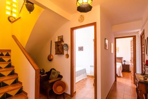 Lloret de Mar Villa Sleeps 8 Pool Wifi
