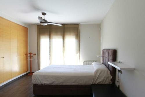 Sant Antoni de Calonge Villa Sleeps 8 Pool Wifi