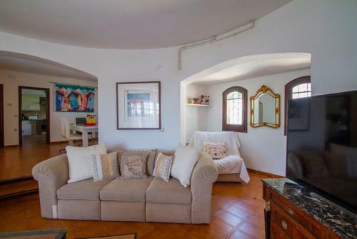 Sant Antoni de Calonge Villa Sleeps 8 Pool Wifi