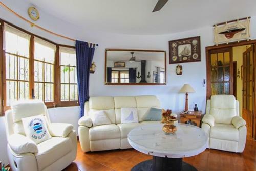Sant Daniel Villa Sleeps 6 Pool Wifi