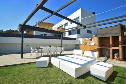 Sant Daniel Villa Sleeps 8 Pool Air Con Wifi