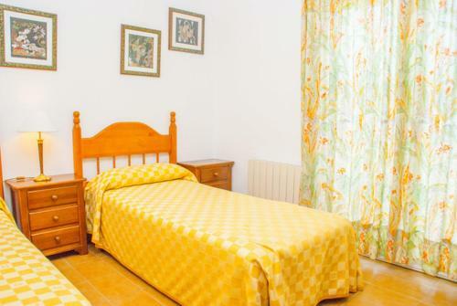 Segur de Calafell Villa Sleeps 8 Pool