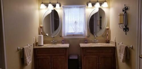 Beautiful 3 Br Home!