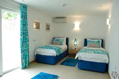 Lagos Villa Sleeps 10 Pool Air Con Wifi