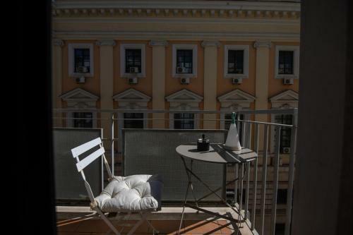 Hostal Vinto House Salerno Downtown