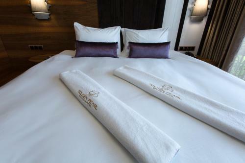Golden Pearl Boutique Hotel