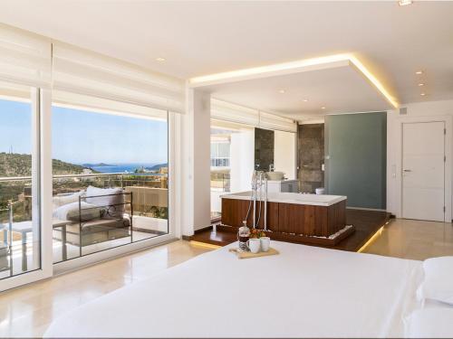 Kalkan Villa Sleeps 8 Pool Air Con Wifi