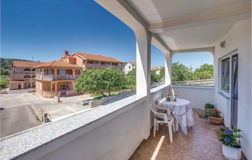 Two-bedroom Apartment In Lopar