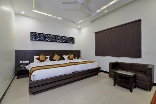 Hotel Oyo 9590 P S Villa