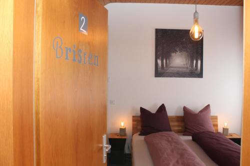 Hostal Guesthouse V�geliwohl