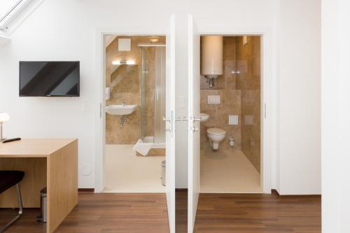 Vienna Stay Apartment / Hotel 1050