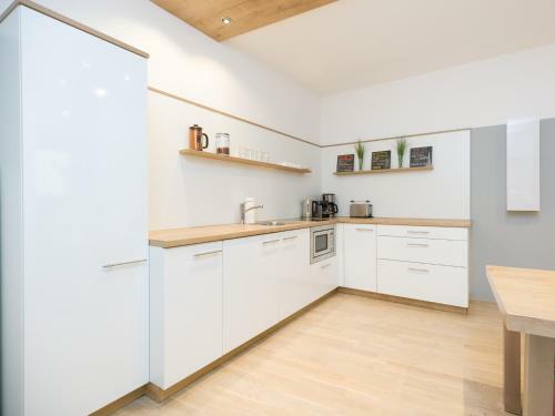 Apartment Oper - Contactless Check In