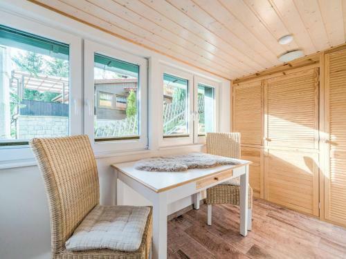 Beautiful Sunlit Cabin Near Forest In Allrode