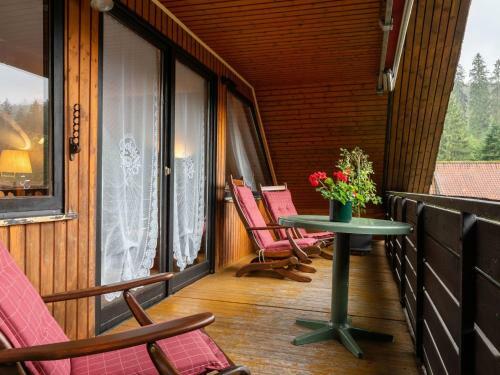 Modern Apartment In Riefensbeek-kamschlacken With Balcony