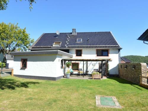 Spacious Chalet Near Forest In Sieberath