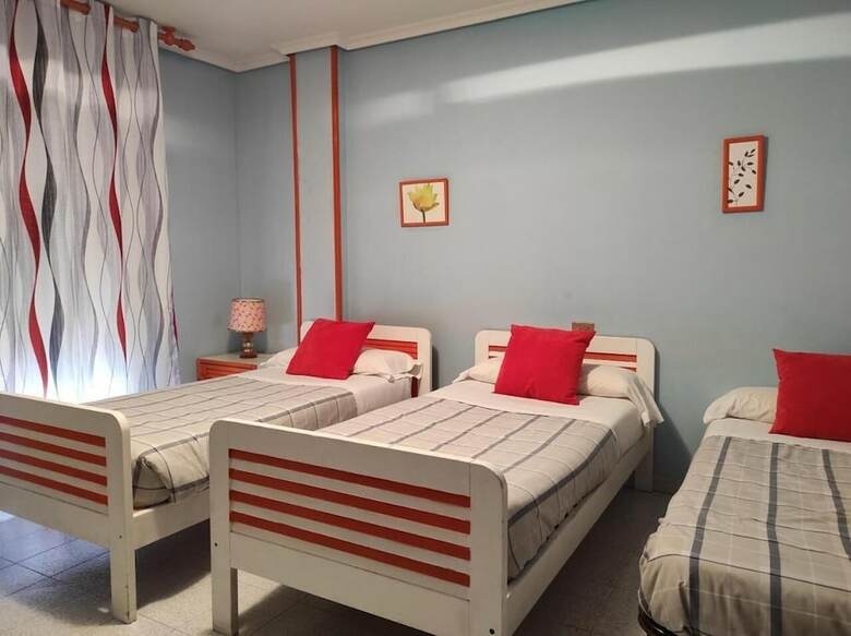 Hostal Restaurante Tanis