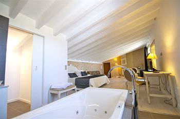 Bennoc Petit Hotel